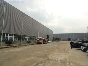 จีน Prefab บ้านแผ่นดินไหว Proof อาคารเหล็กอุตสาหกรรมที่มี Q235, Q345 ผู้ผลิต