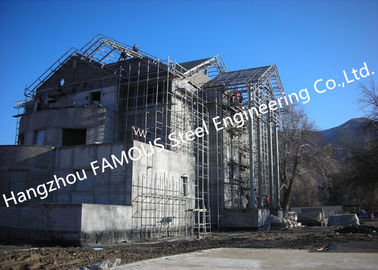 จีน โครงสร้างเหล็กน้ำหนักเบาวิลล่าเฮ้าส์ก่อสร้างอาคารก่อนวิศวกรรมพร้อมระบบหุ้ม ผู้ผลิต